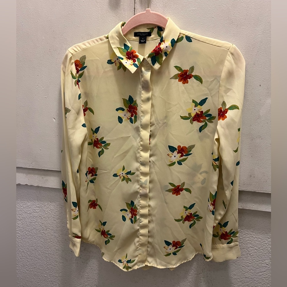 Ann Taylor Floral Blouse 💐